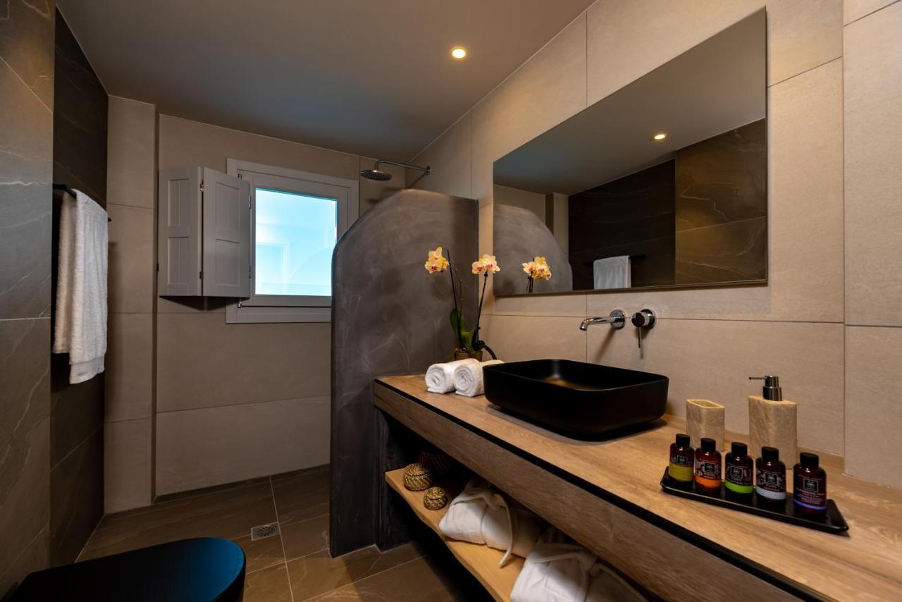 Neoma Luxury Suites Karterados  Luaran gambar